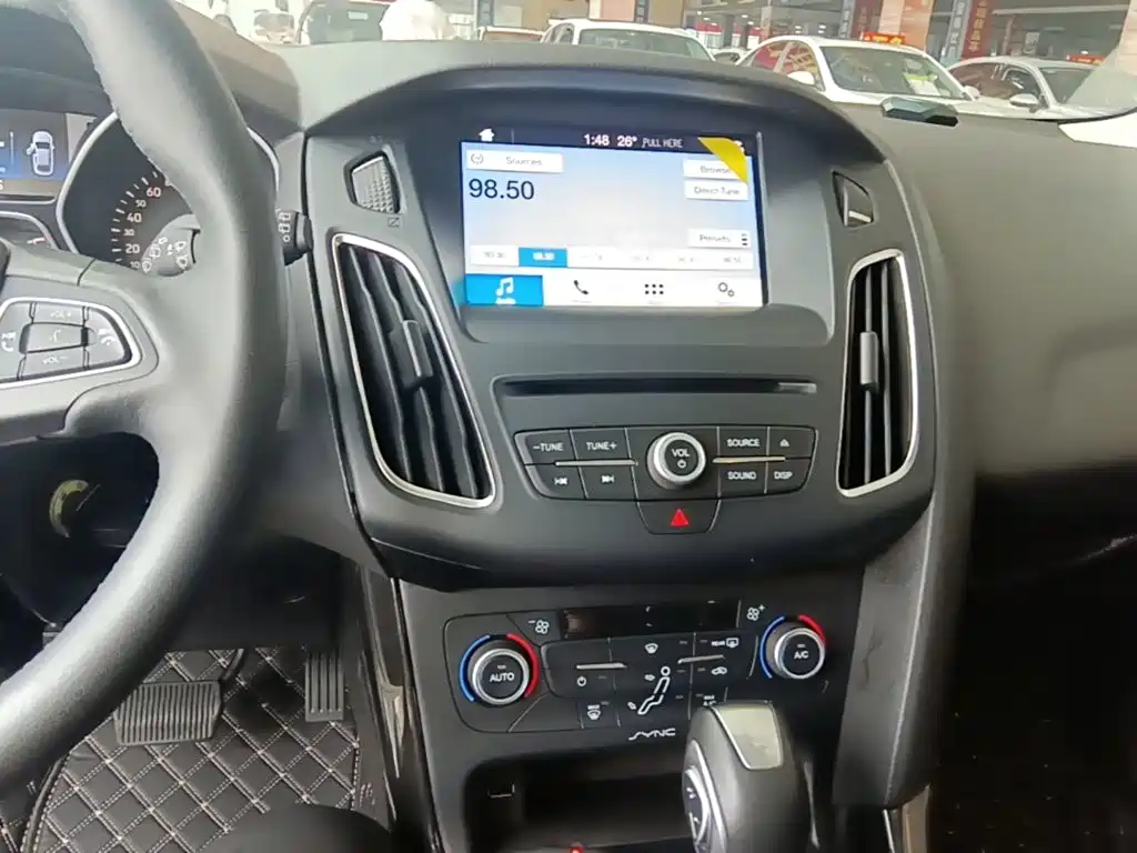Ford Focus — миниатюра 13
