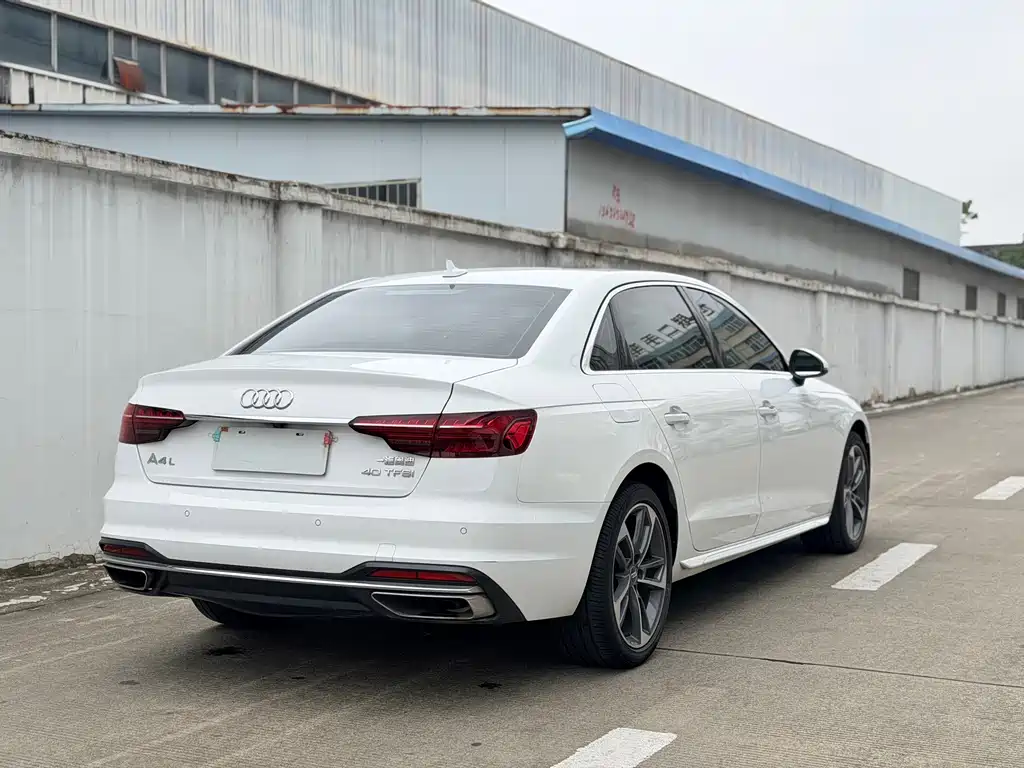 Audi A4L — миниатюра 10