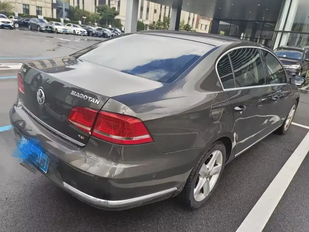 Volkswagen Magotan — миниатюра 4