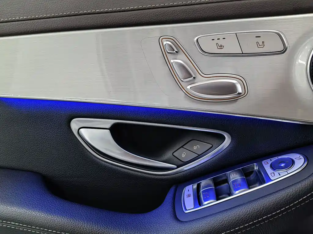Mercedes-Benz GLC — миниатюра 13
