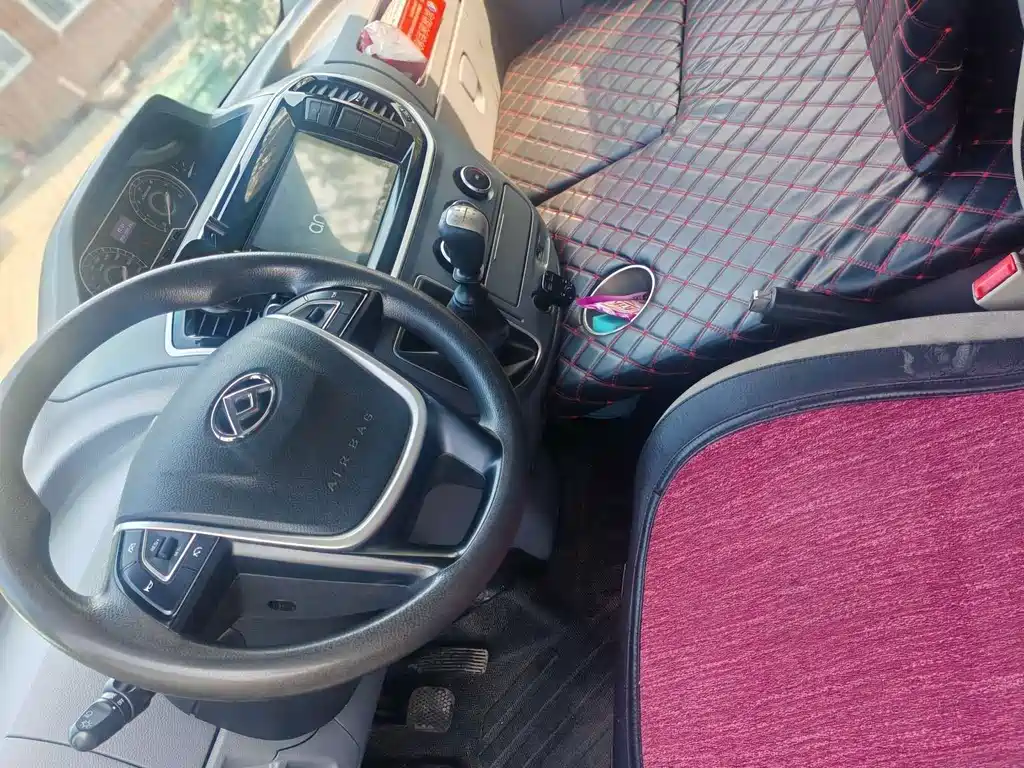 MAXUS V80 — миниатюра 5