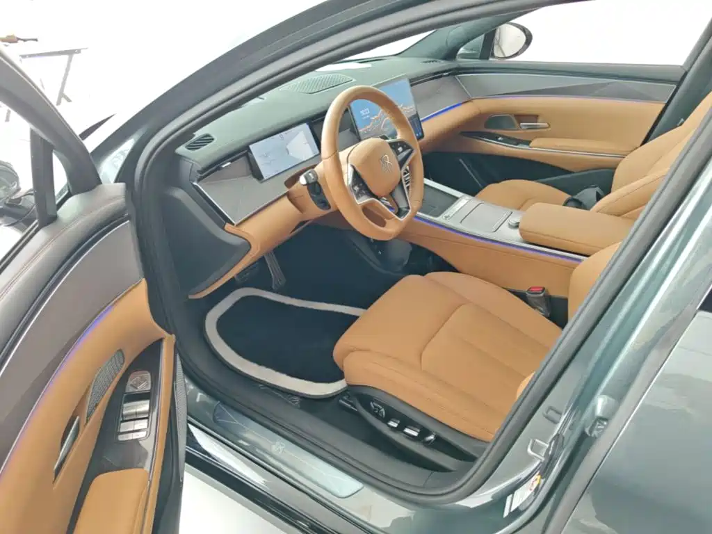 BYD Han L — миниатюра 16