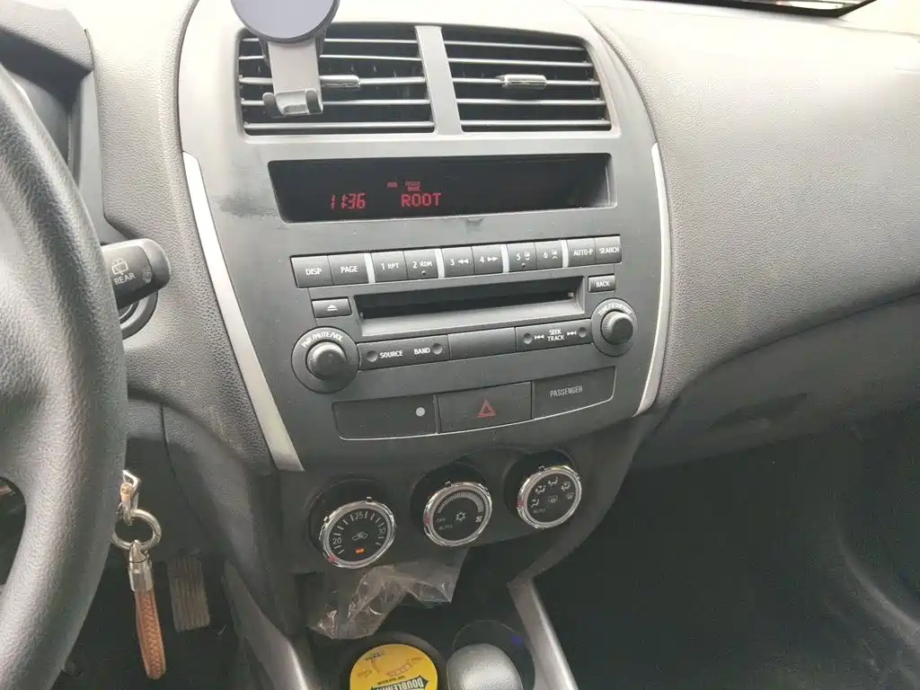 Mitsubishi ASX — миниатюра 9