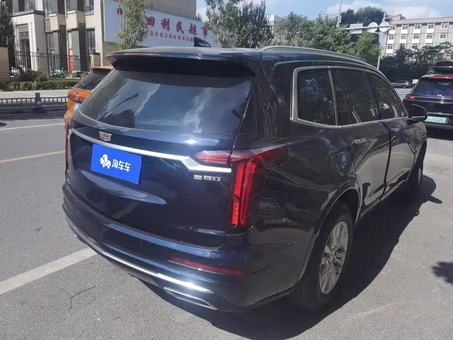 Cadillac XT6 — миниатюра 3