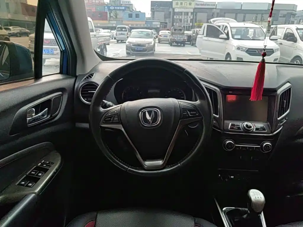Changan CS15 — миниатюра 11