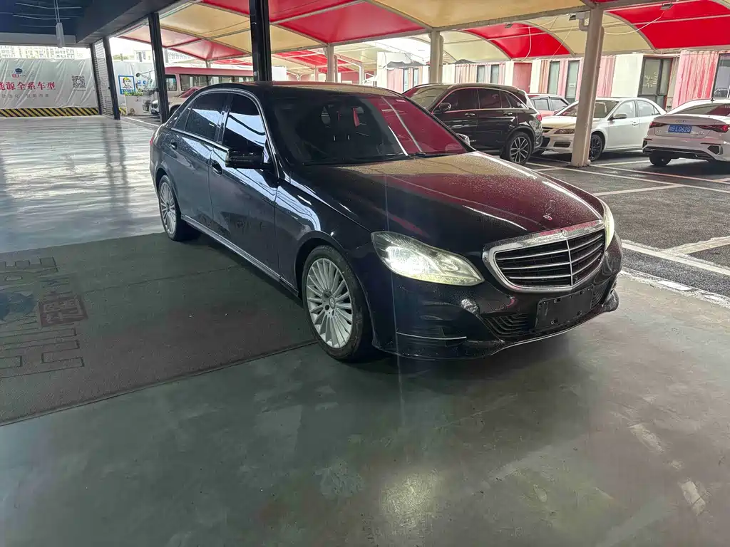 Mercedes-Benz E-Class — миниатюра 3
