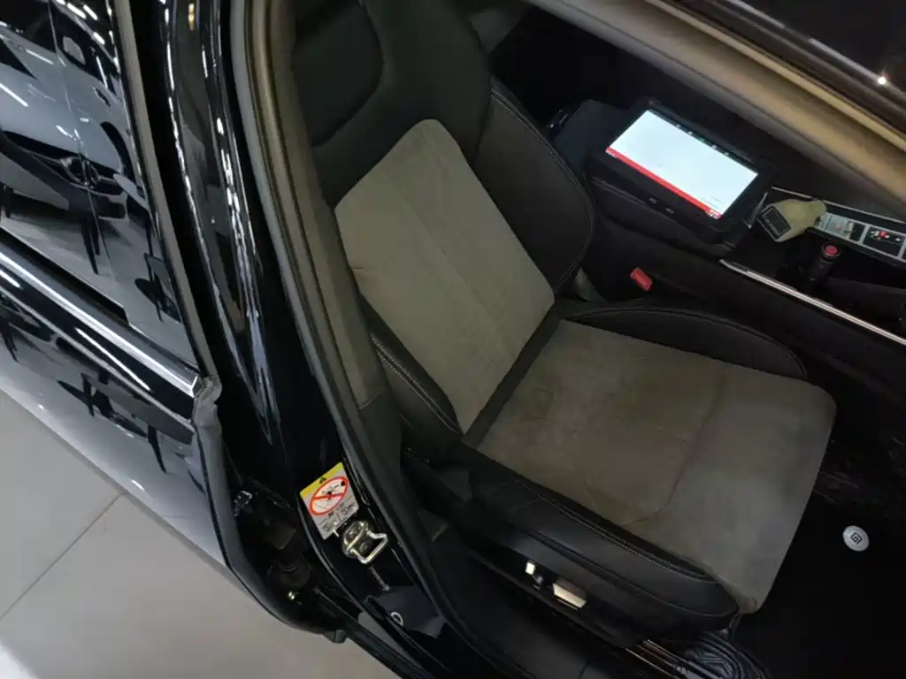 Audi A6L — миниатюра 20
