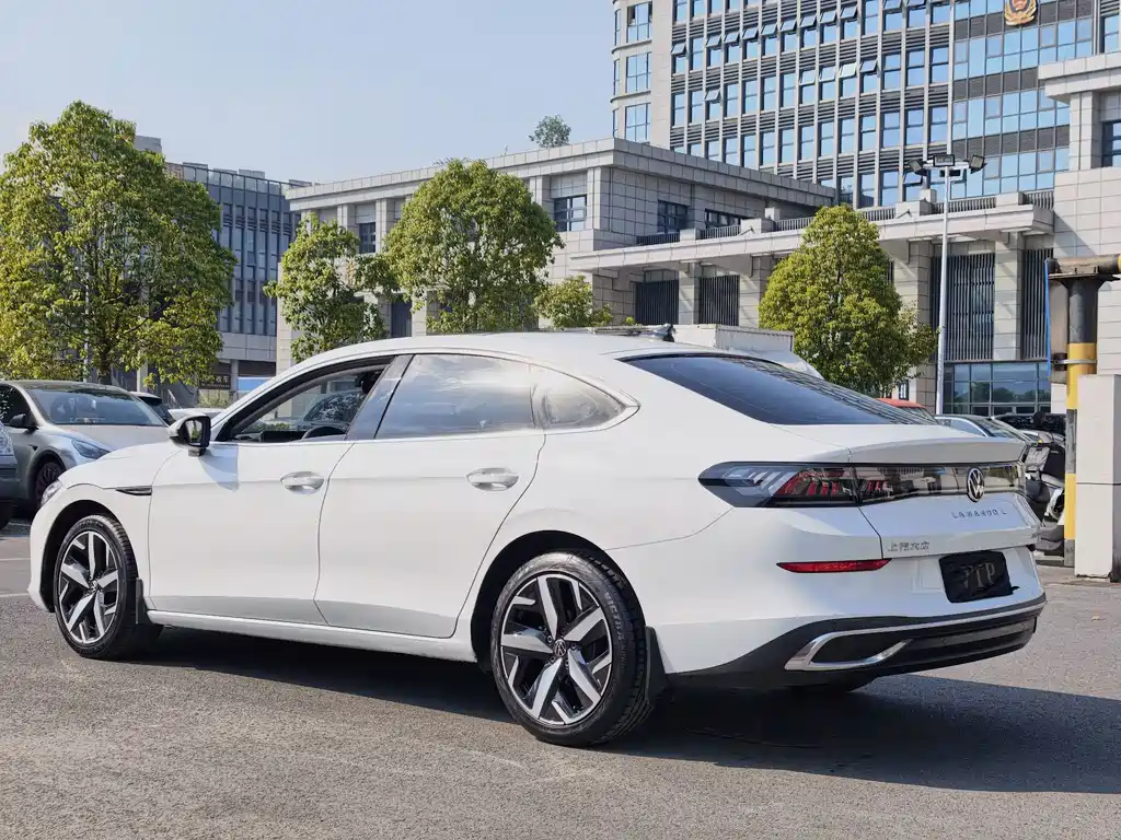 Volkswagen Lamando — миниатюра 5