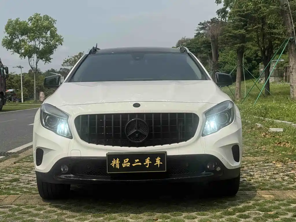 Mercedes-Benz GLA 2016 GLA 200