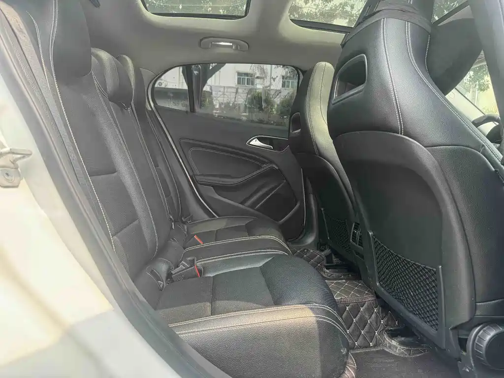 Mercedes-Benz GLA 2016 GLA 200