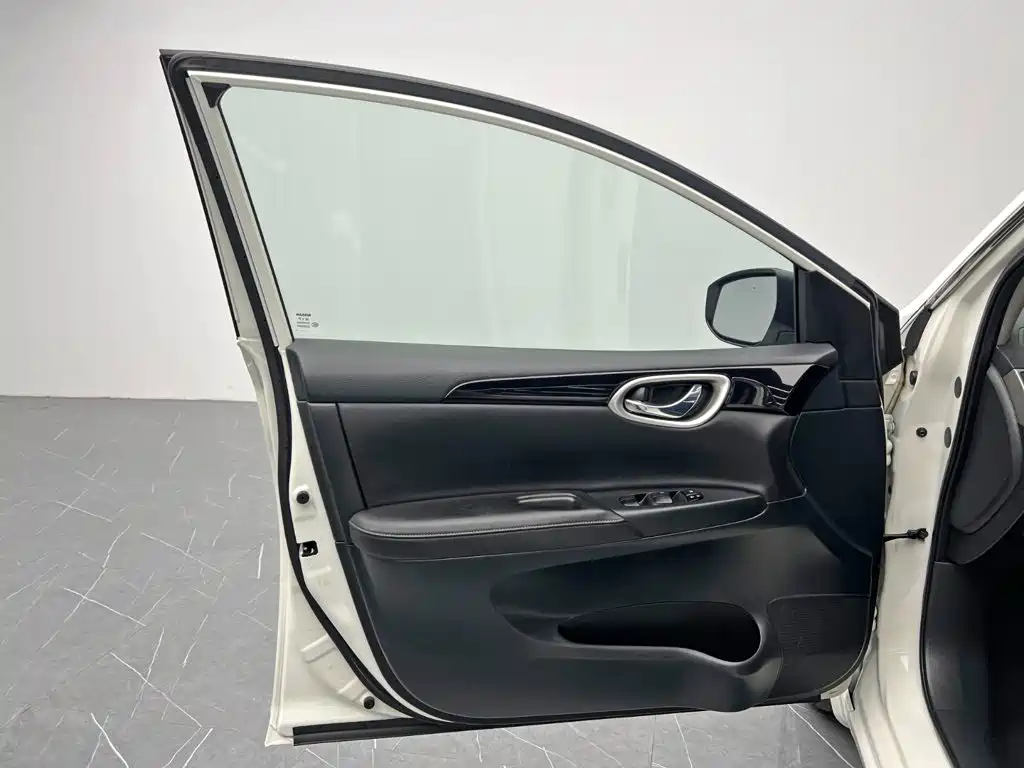 Nissan Sylphy — миниатюра 11