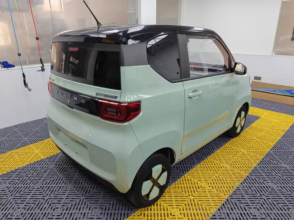 Wuling MINIEV — миниатюра 5