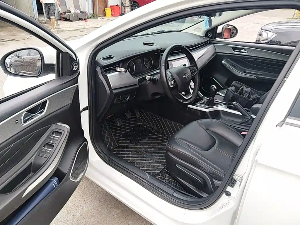 Chery Arrizo 5 — миниатюра 16