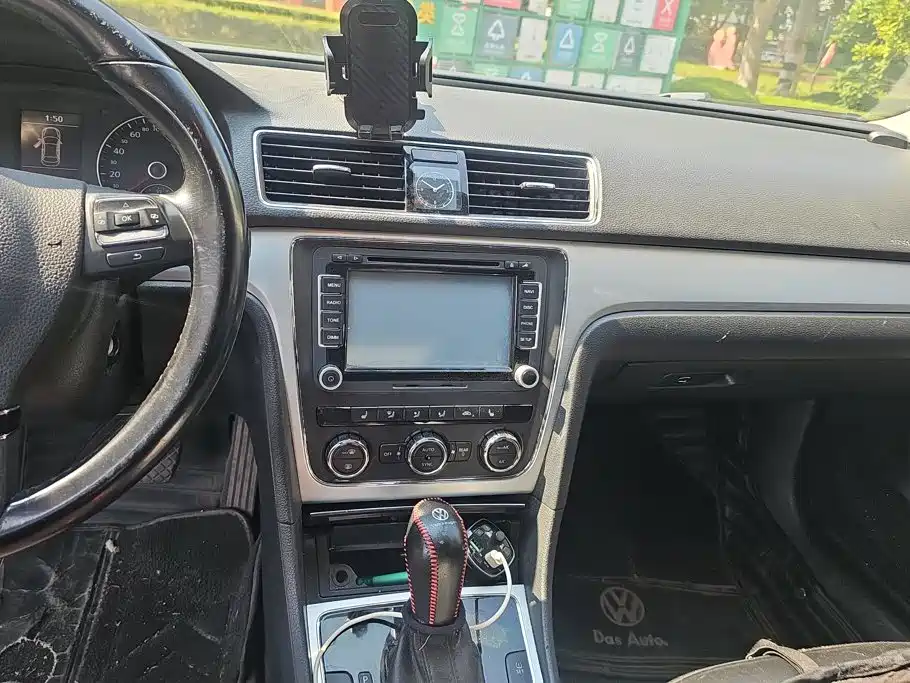 Volkswagen Passat — миниатюра 13