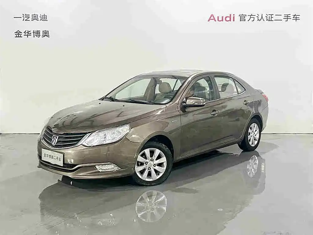 Baojun 630 2015