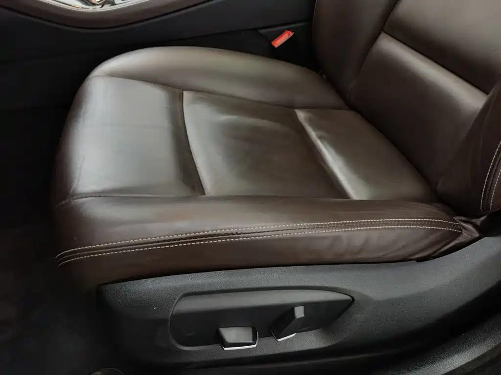 BMW 5 Series — миниатюра 20