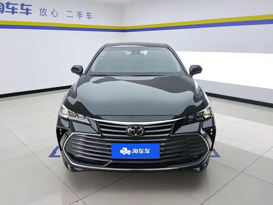 Toyota Avalon — миниатюра 2