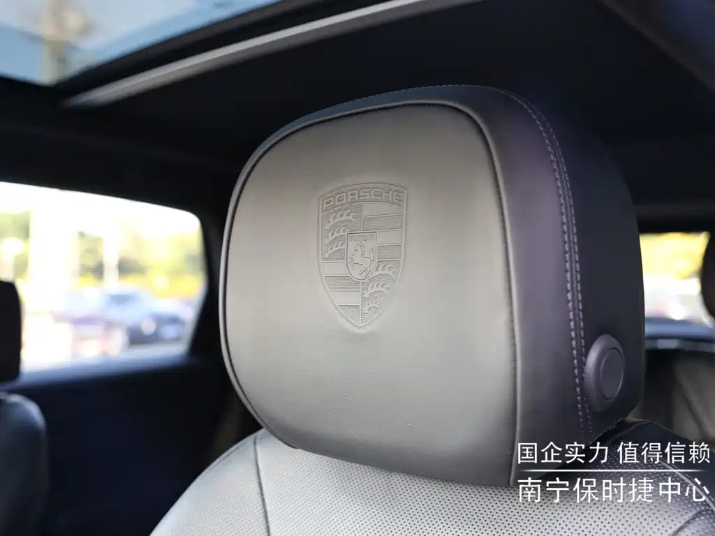 Porsche Cayenne Hybrid — миниатюра 11