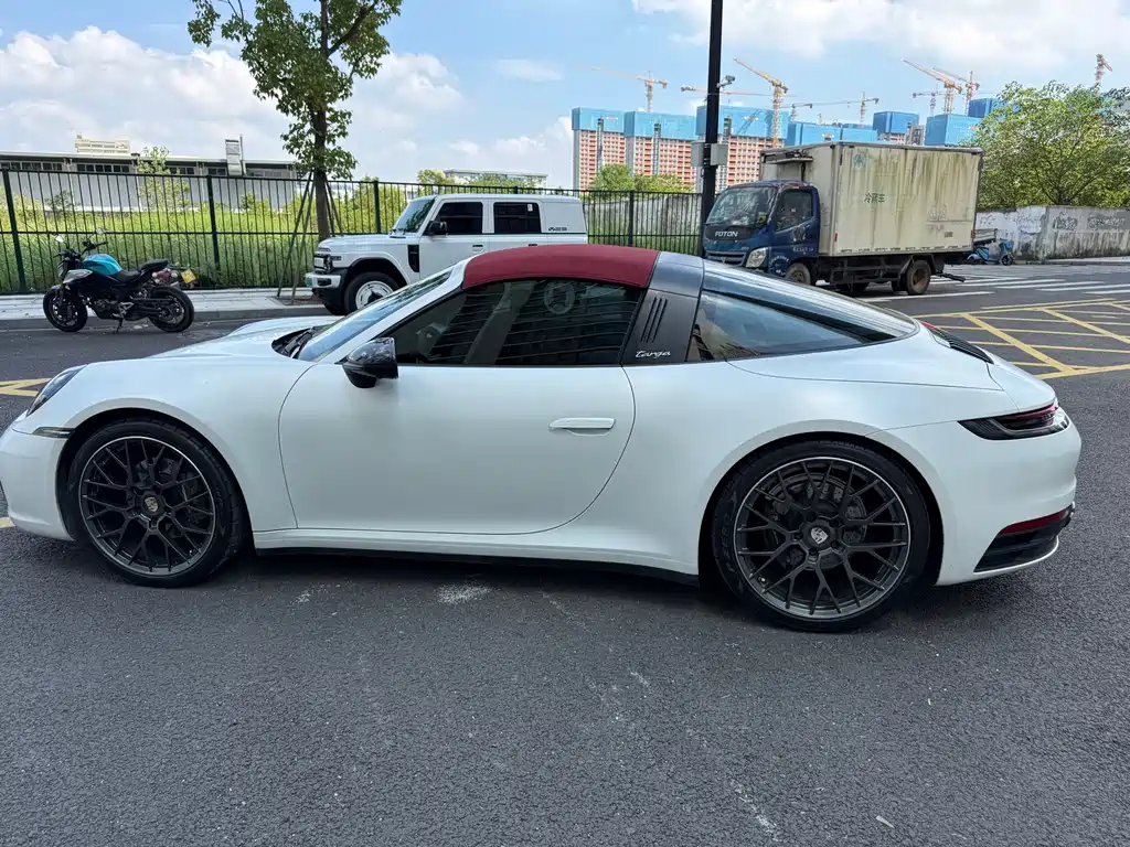 Porsche 911 — миниатюра 3