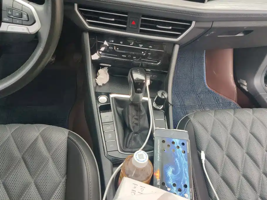 Volkswagen Sagitar — миниатюра 16