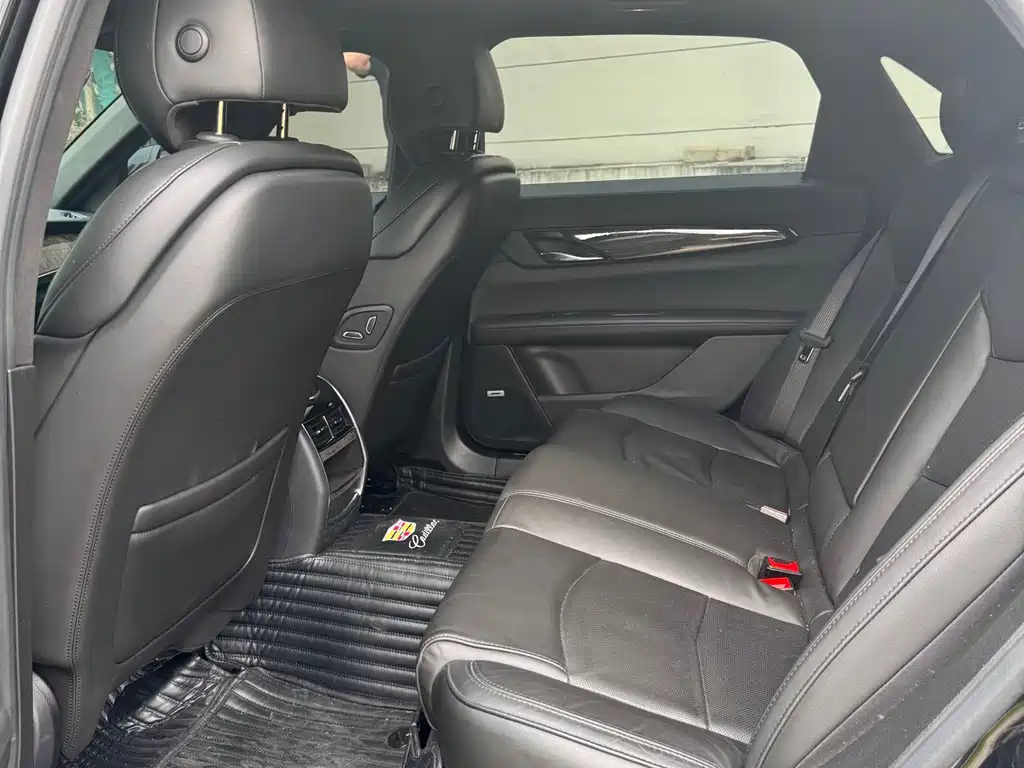 Cadillac CT6 — миниатюра 12