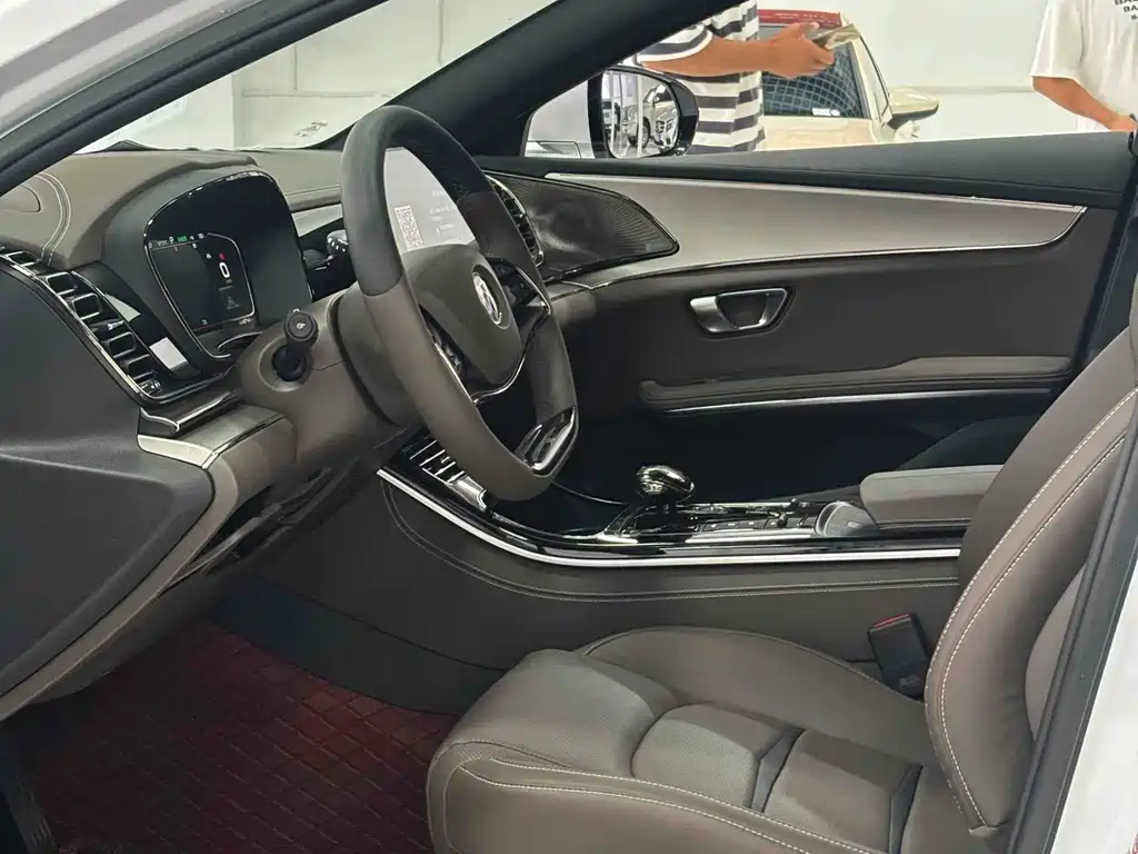 BYD Han — миниатюра 5