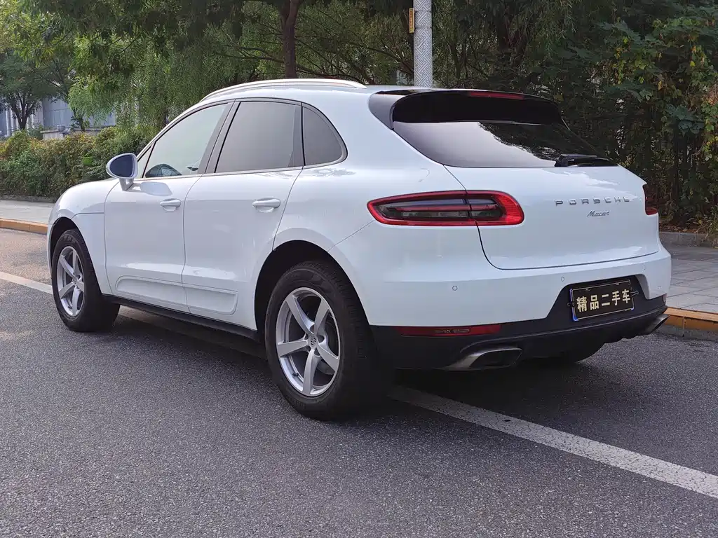 Porsche Macan — миниатюра 23