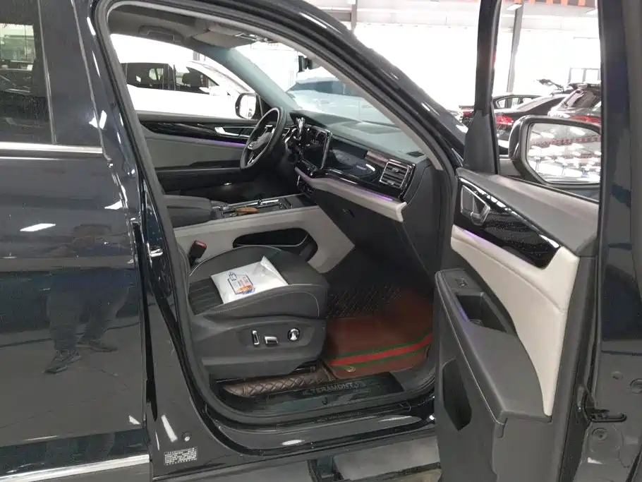 Volkswagen Teramont — миниатюра 8