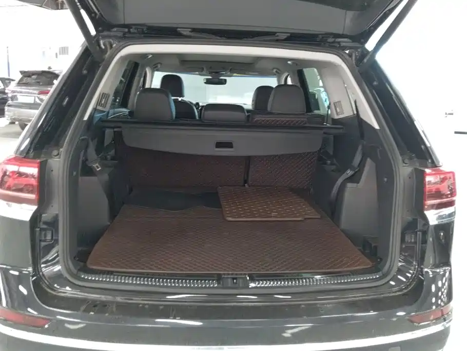 Volkswagen Teramont — миниатюра 4