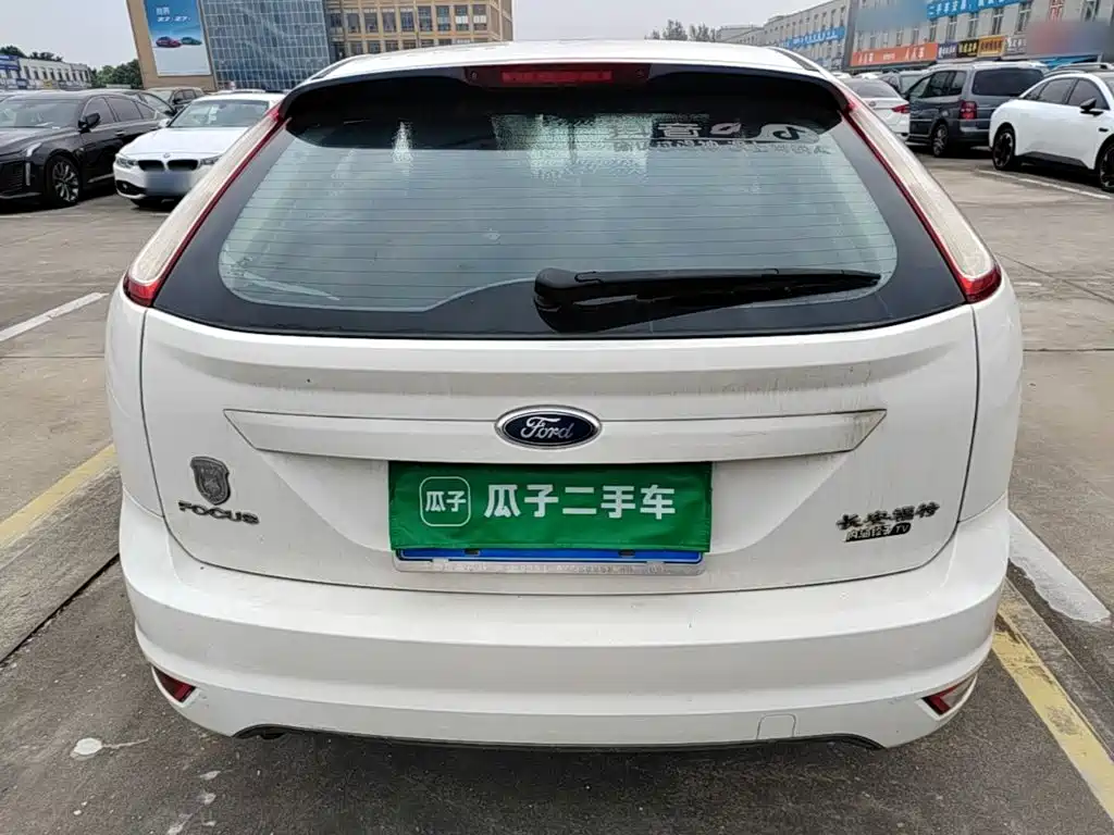 Ford Focus — миниатюра 6