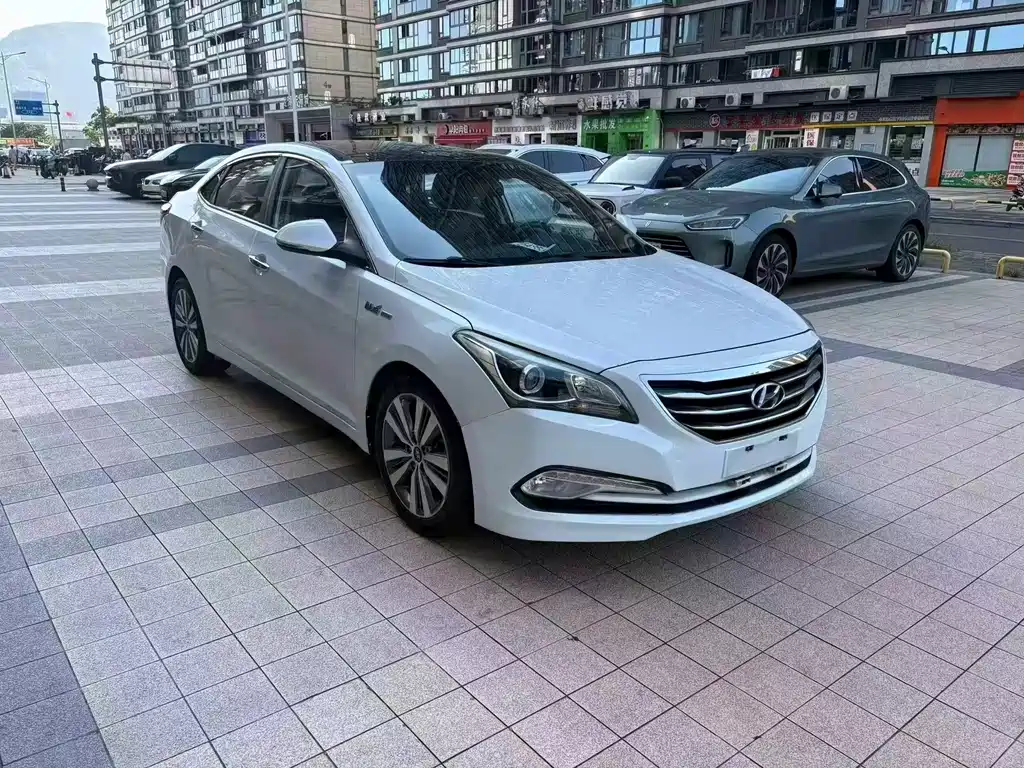 Hyundai Mistra — миниатюра 3