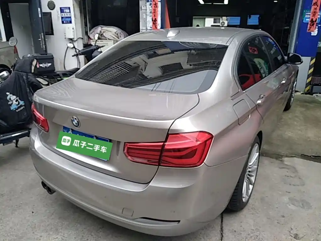 BMW 3 Series — миниатюра 7