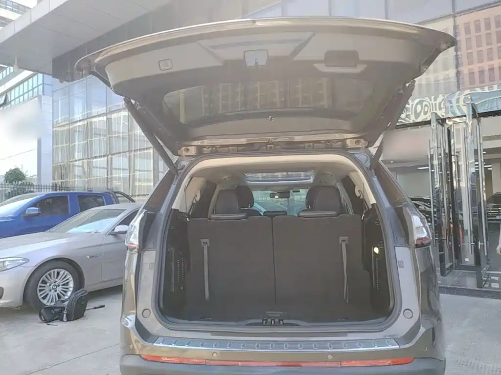 Ford Edge — миниатюра 19