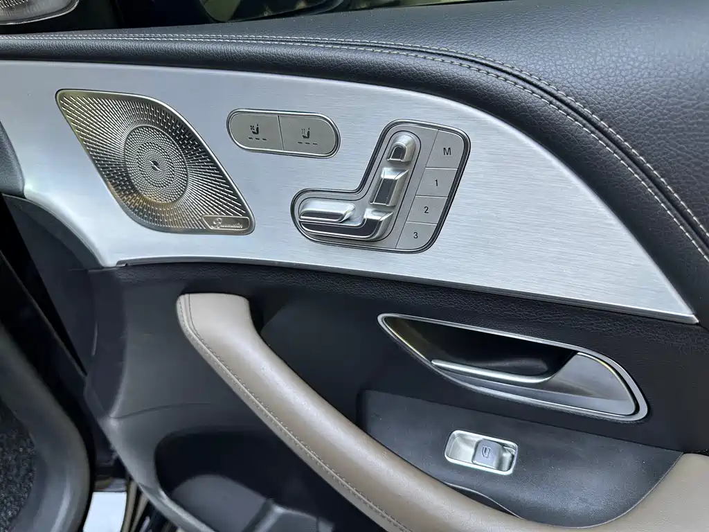 Mercedes-Benz GLE AMG — миниатюра 10