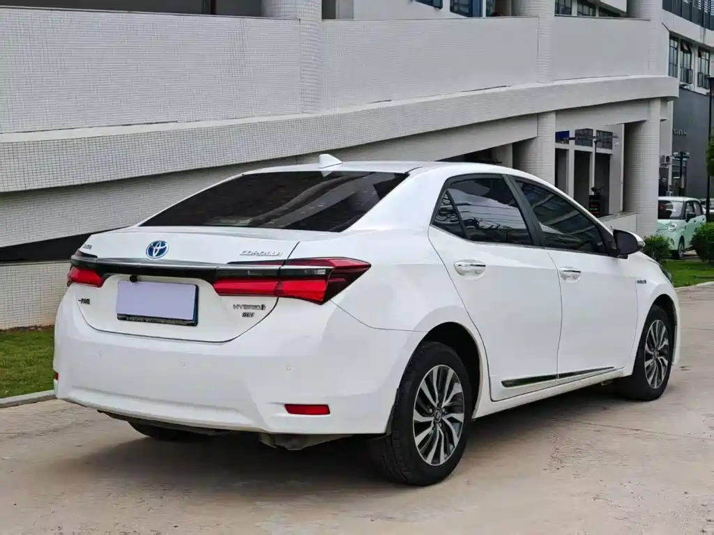 Toyota Corolla — миниатюра 7