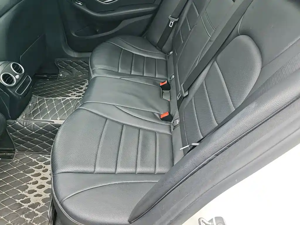 Mercedes-Benz C-Class — миниатюра 17