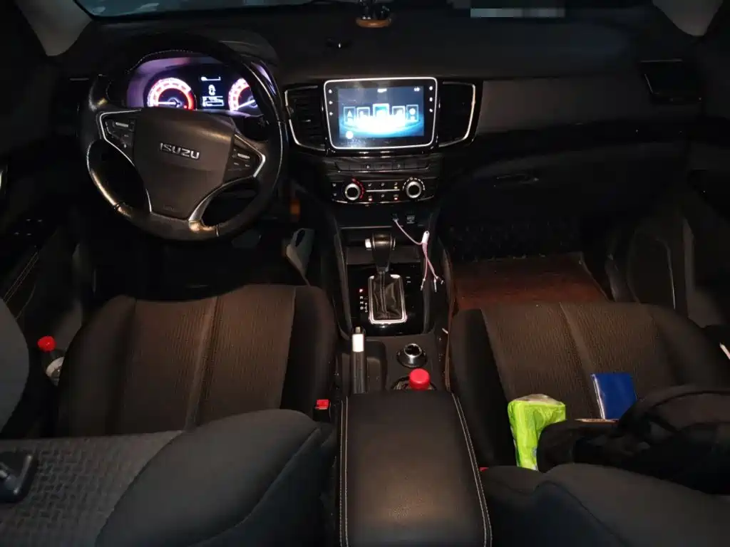 Isuzu Lingtuo — миниатюра 13