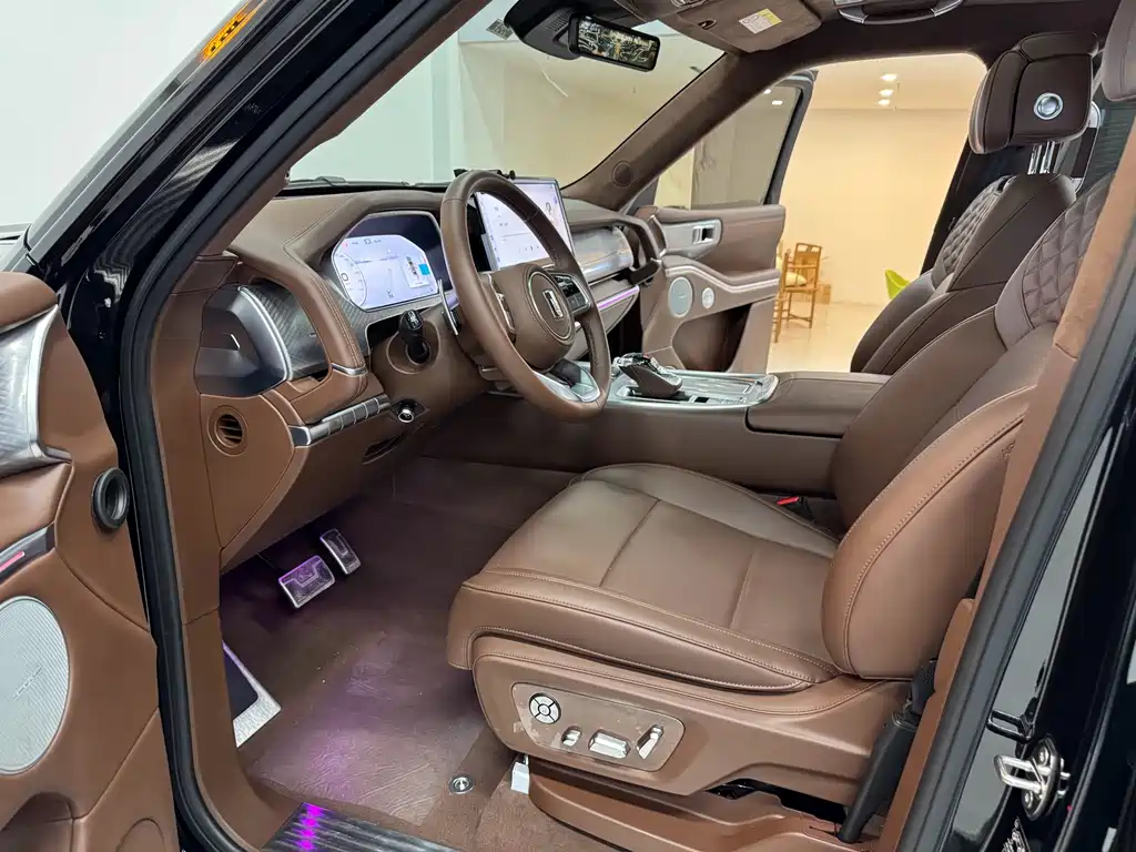 TANK TANK 700 NEW ENERGY