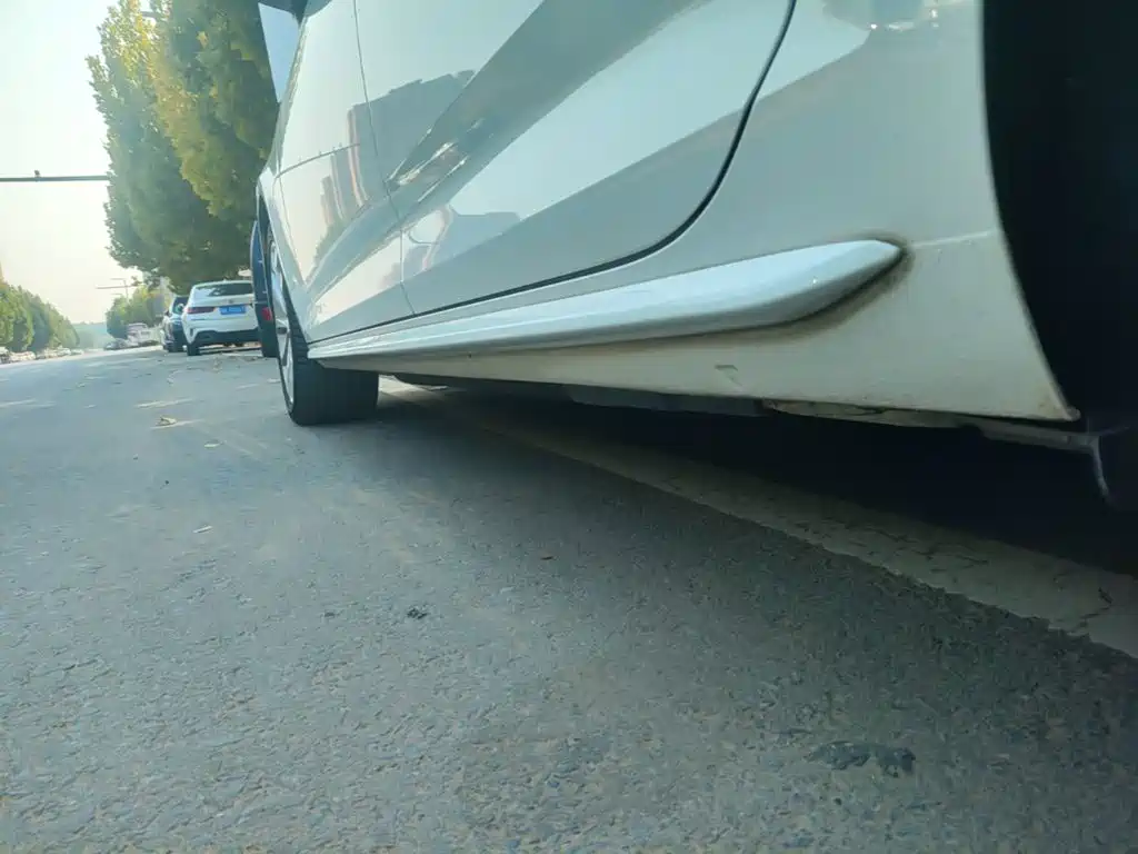 Audi A4L — миниатюра 22