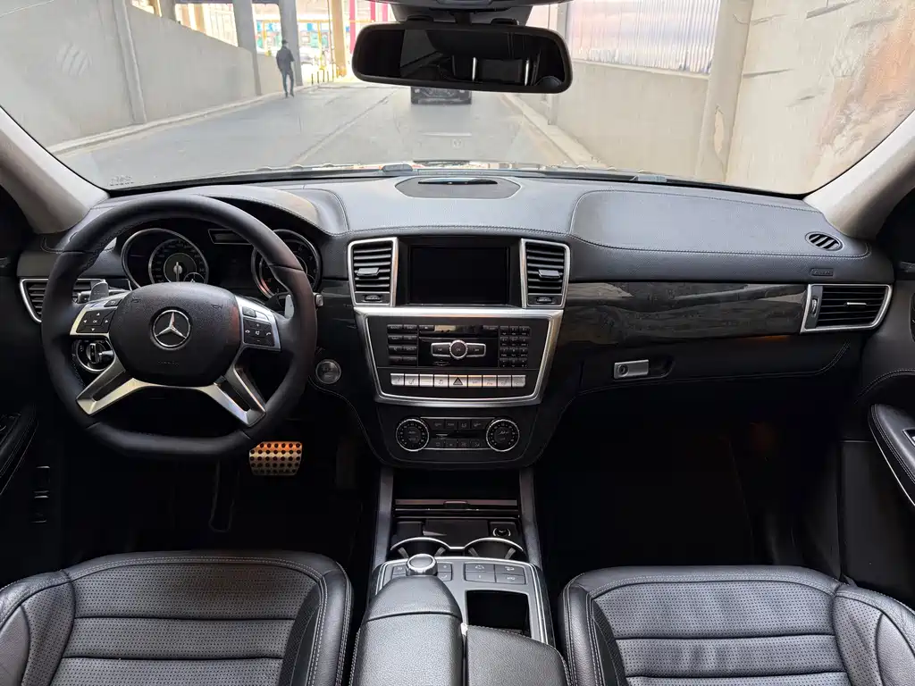 Mercedes-Benz GL-Class AMG — миниатюра 14