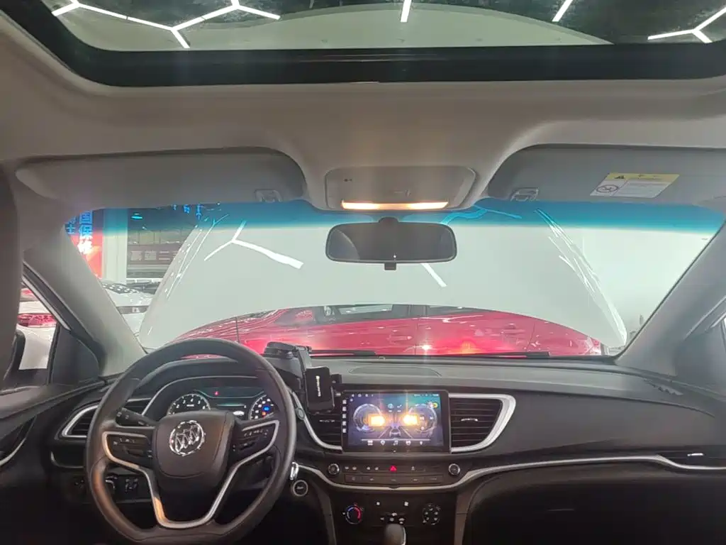 Buick Excelle — миниатюра 18