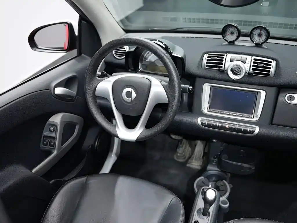 smart Smart Fortwo — миниатюра 7