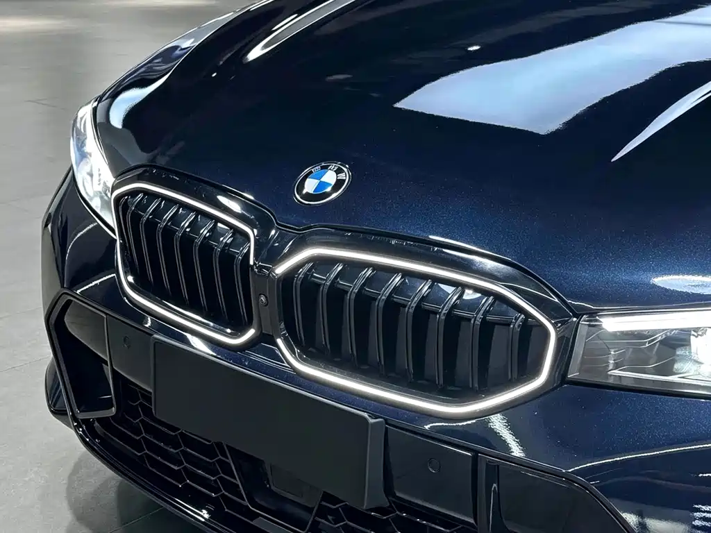 BMW 3 Series — миниатюра 3
