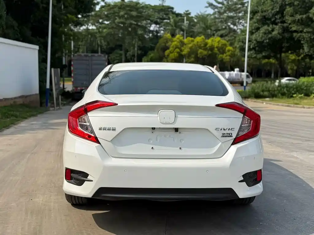 Honda Civic — миниатюра 5
