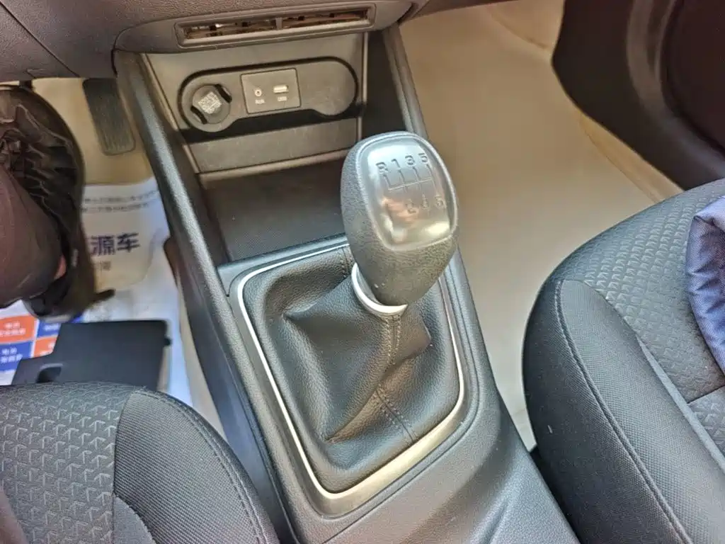 Hyundai Verna — миниатюра 14