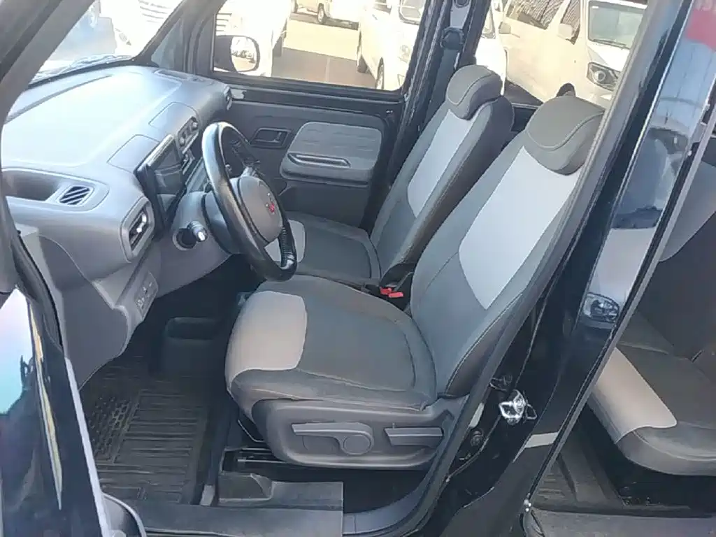 Wuling Zhiguang EV — миниатюра 15