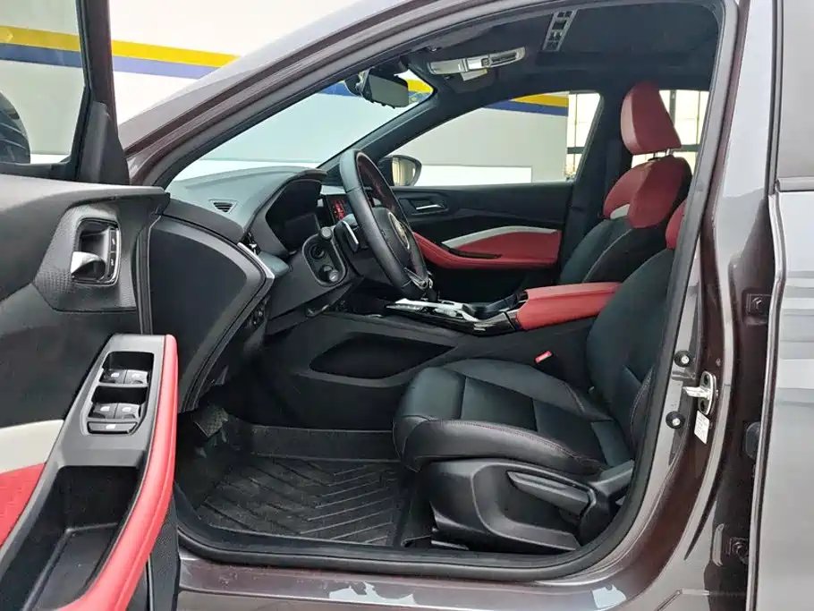 MG MG5 — миниатюра 9
