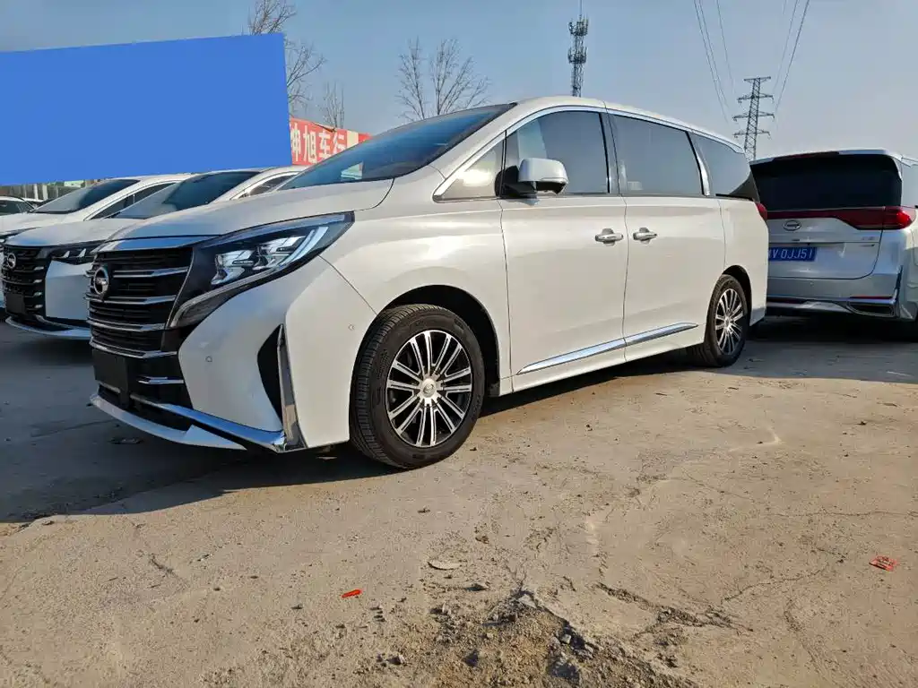 GAC TRUMPCHI M8