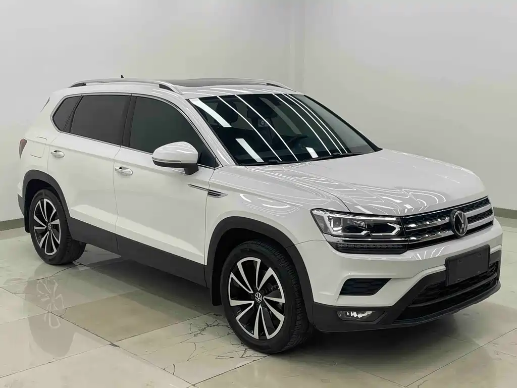 Volkswagen Tharu — миниатюра 2