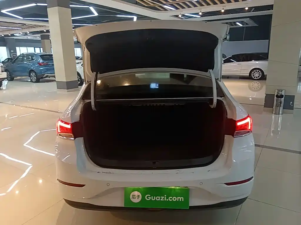 Buick Excelle — миниатюра 19